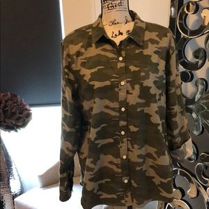 NWT camo shirt XL